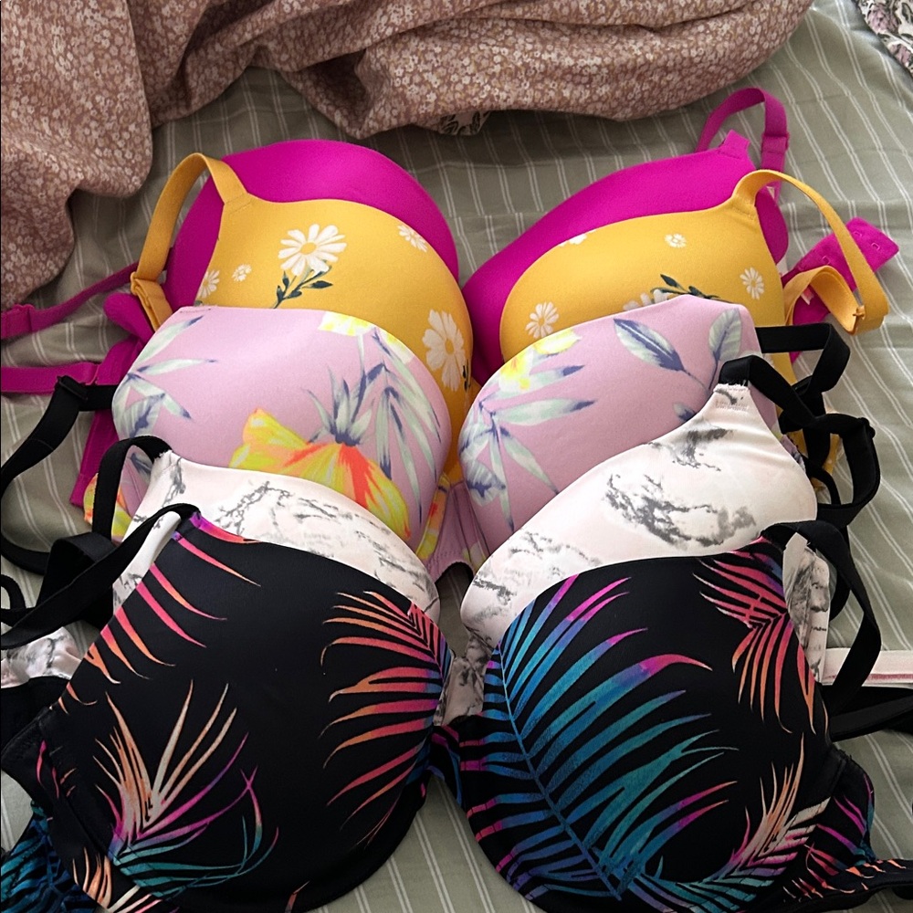 5 Lightly Lined 34D VS Pink Bras